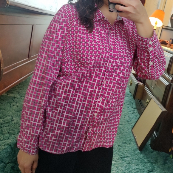 Crown & Ivy Pink Printed Button Down Shirt - Picture 3 of 13
